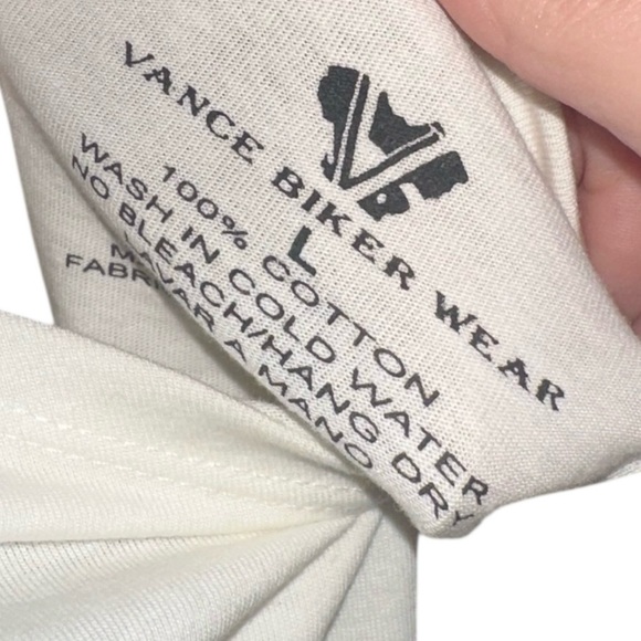 White Biketoberfest Graphic Women's Top size large - Picture 7 of 7